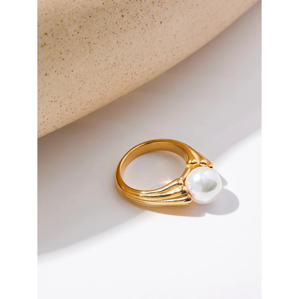 Timeless Elegance Pearl Ring