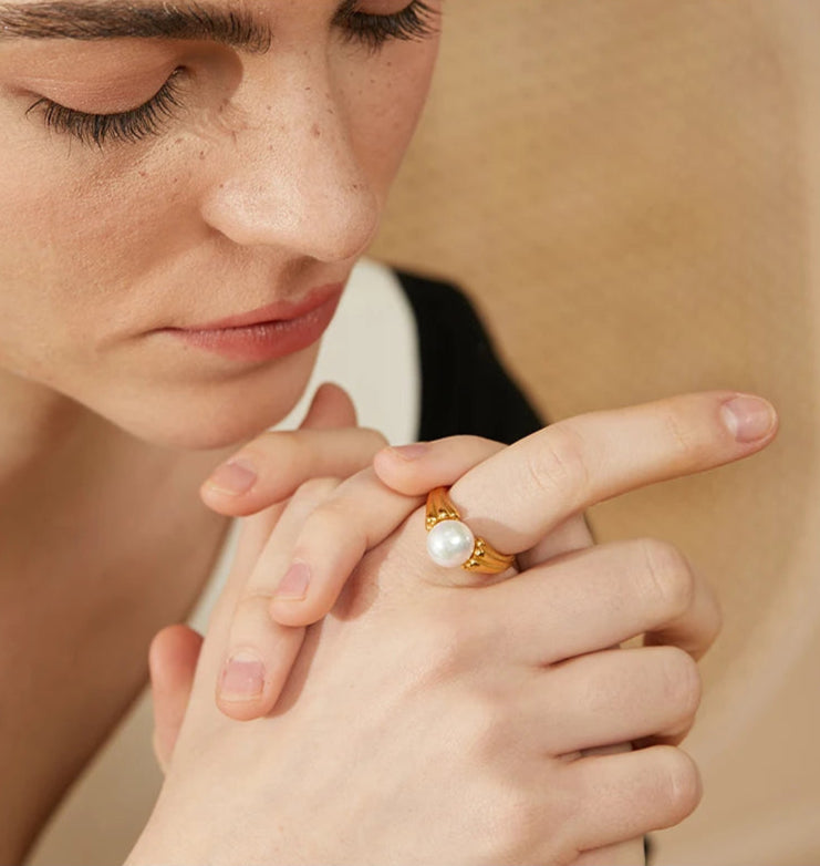 Timeless Elegance Pearl Ring