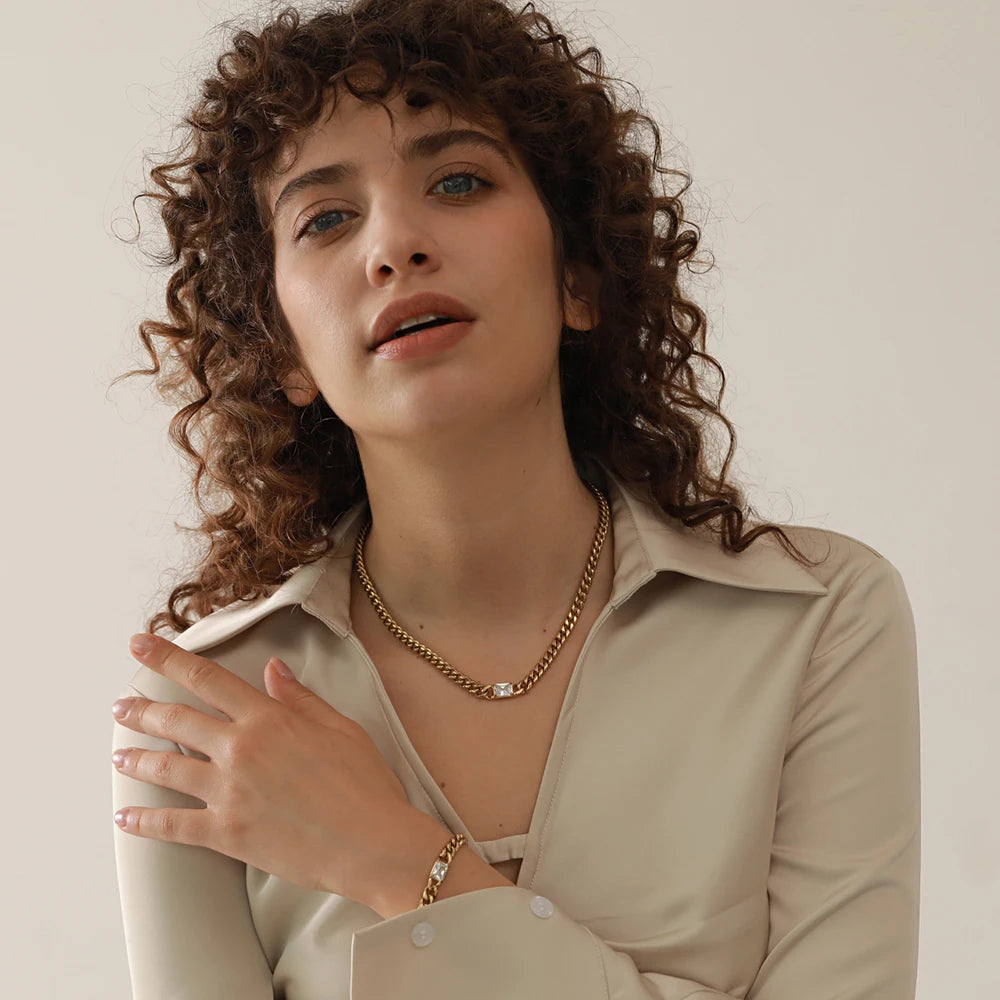 Bold Statement Chunky Chain Necklace, hypoallergenic stainless steel, 18k gold-plated, with thick chains and rectangular zirconia for confidence and power.